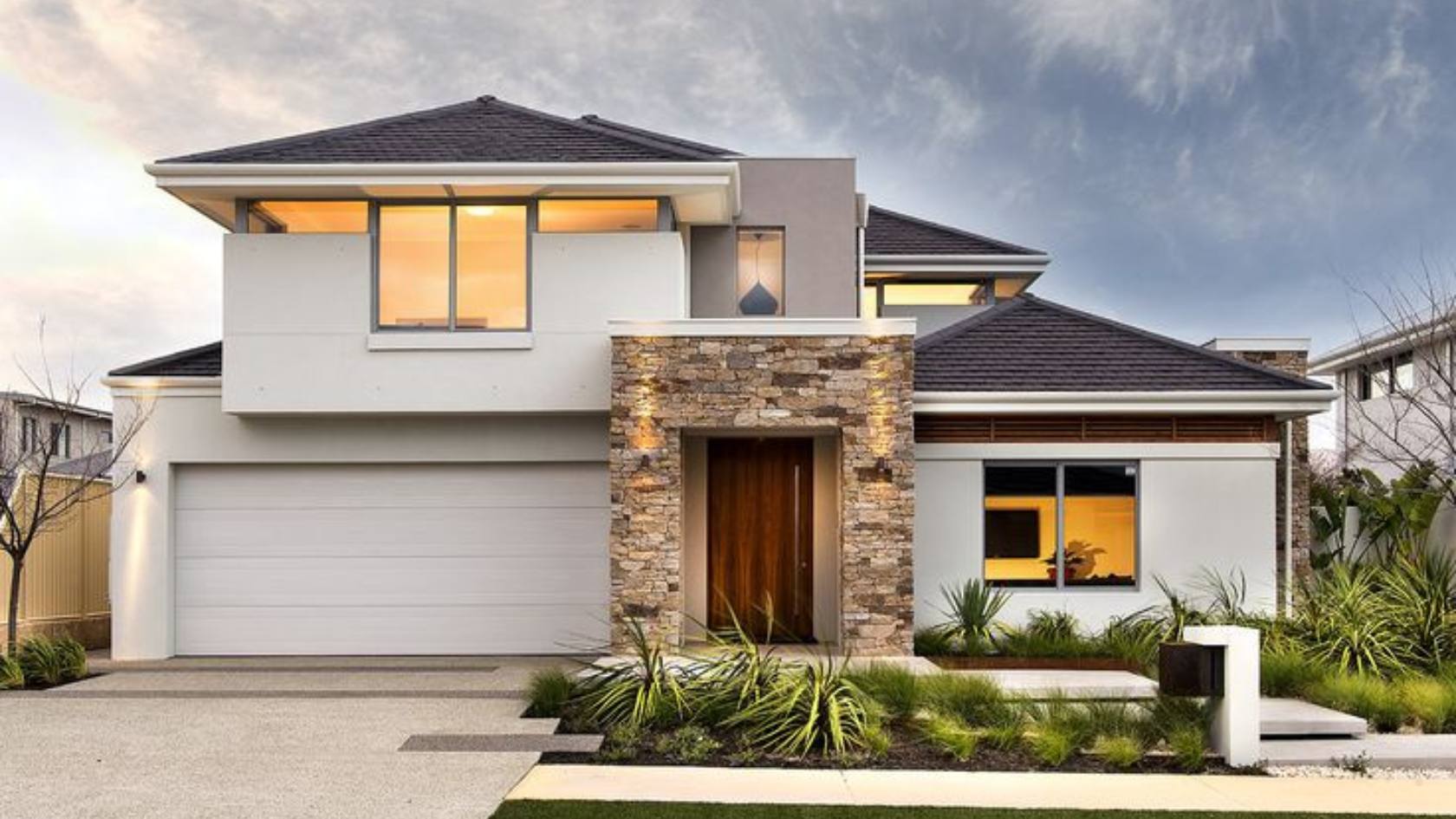 Cover photo for the seller article: Why Overpricing Can Cost You More Than You Think